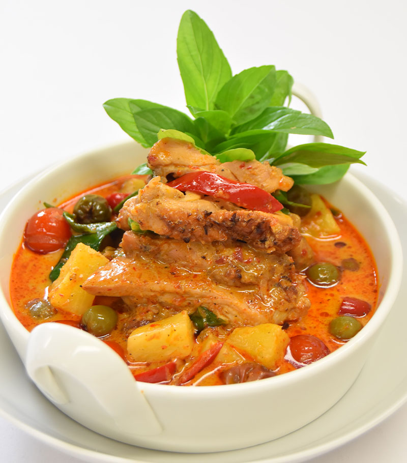 ガイヤーンのレッドカレー（ゲーンペット・ガイヤーン）