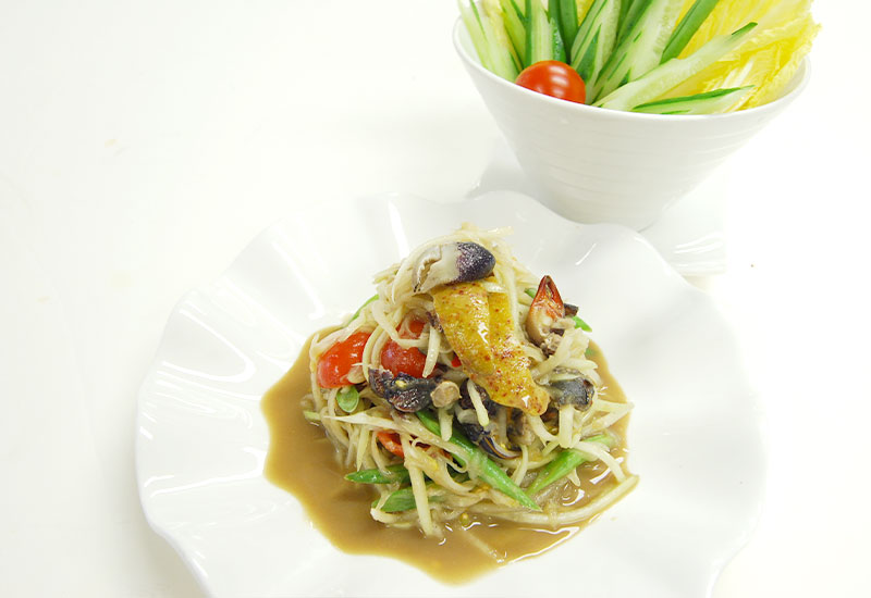 カニ入り青パパイヤのサラダ（ソムタム・プー・プラーラー）