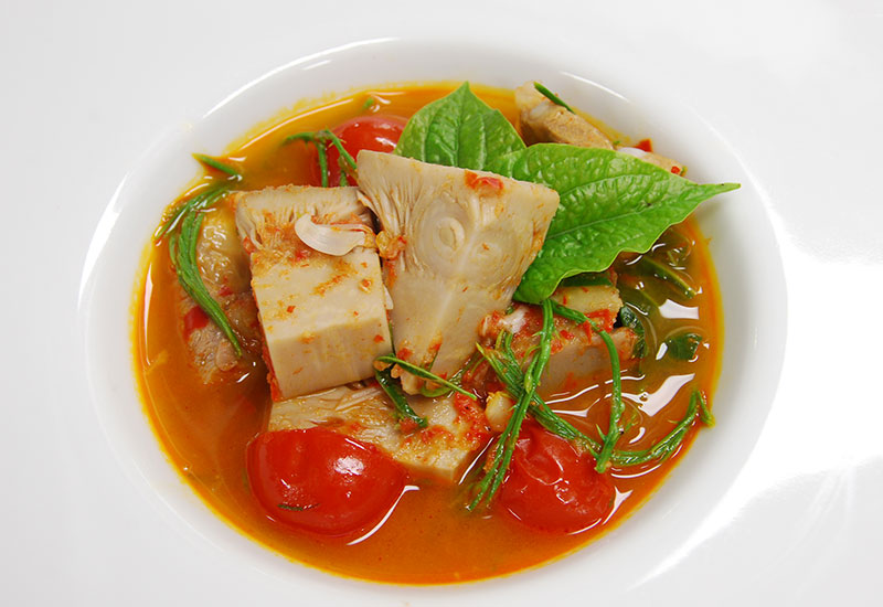 青いジャックフルーツのスープ